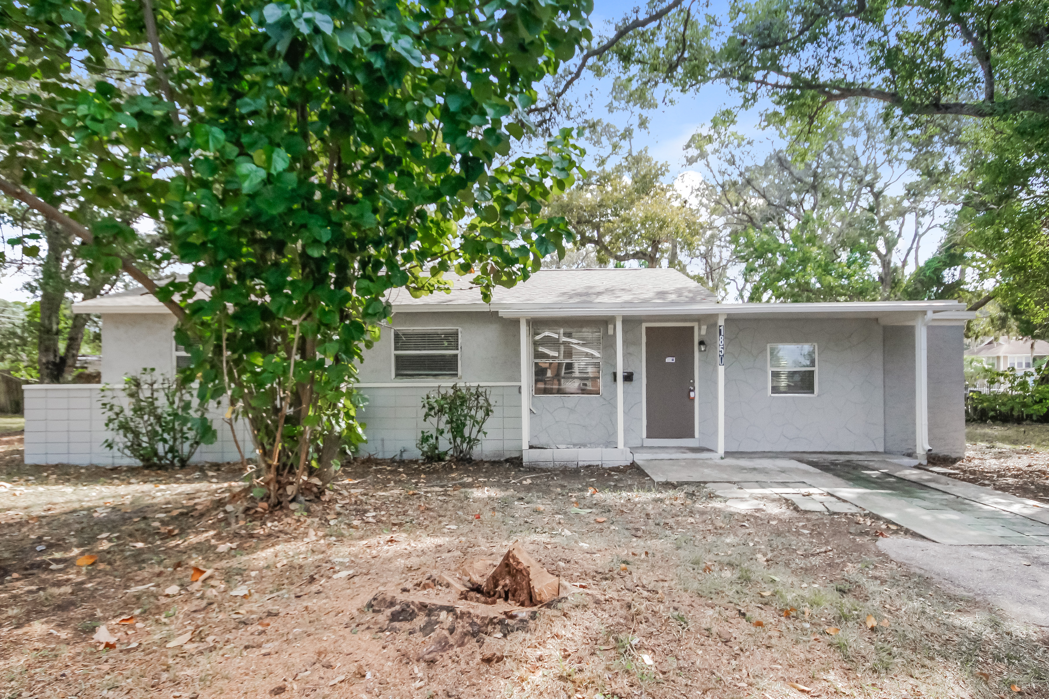1850 38th St S St Petersburg, FL 33711